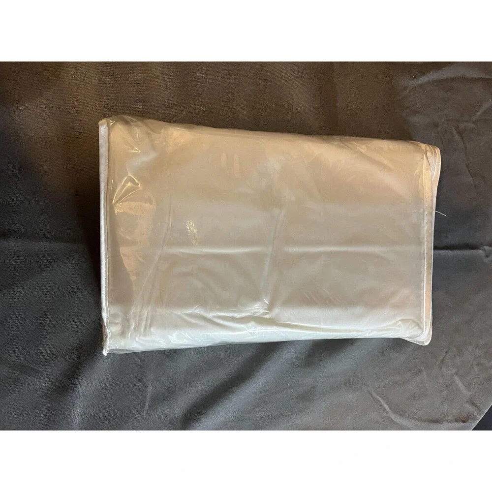 Fashion Bed Group Queen InvisiCase/Dust Mite & Allergen Protection